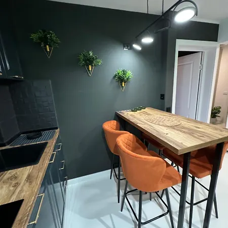 Apartamentul 40 *
